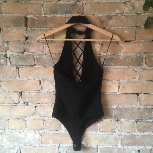 Express Black Body Suit - Picture 2 of 7